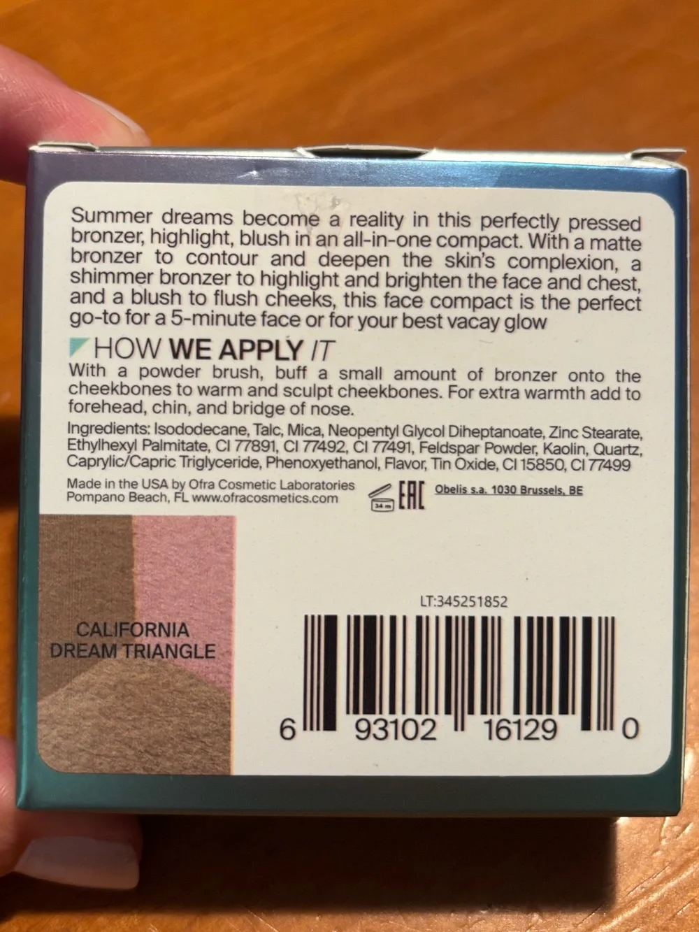 OFRA California Dream Triangle Makeup Compact